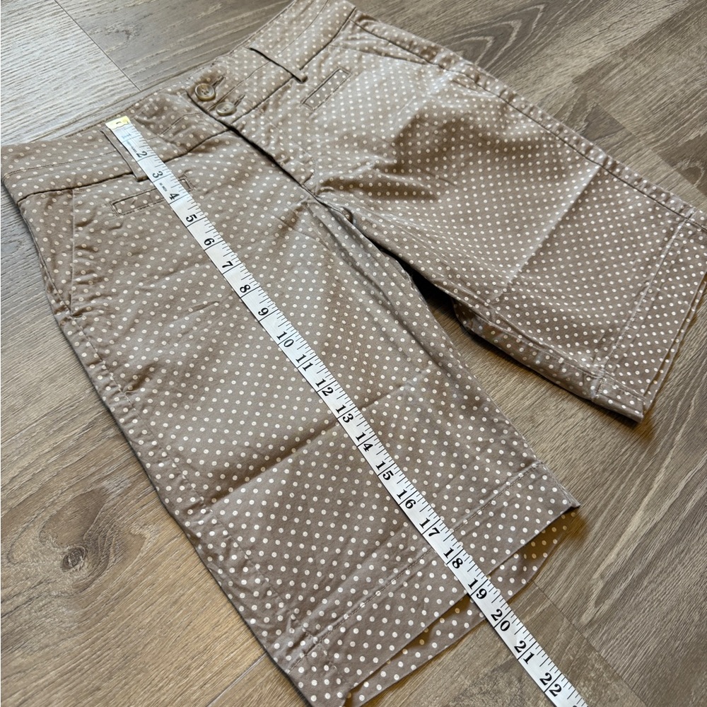 Lee just below the waist Gray and White Flat Front woman’s Short ~Size 6 - Picture 7 of 10